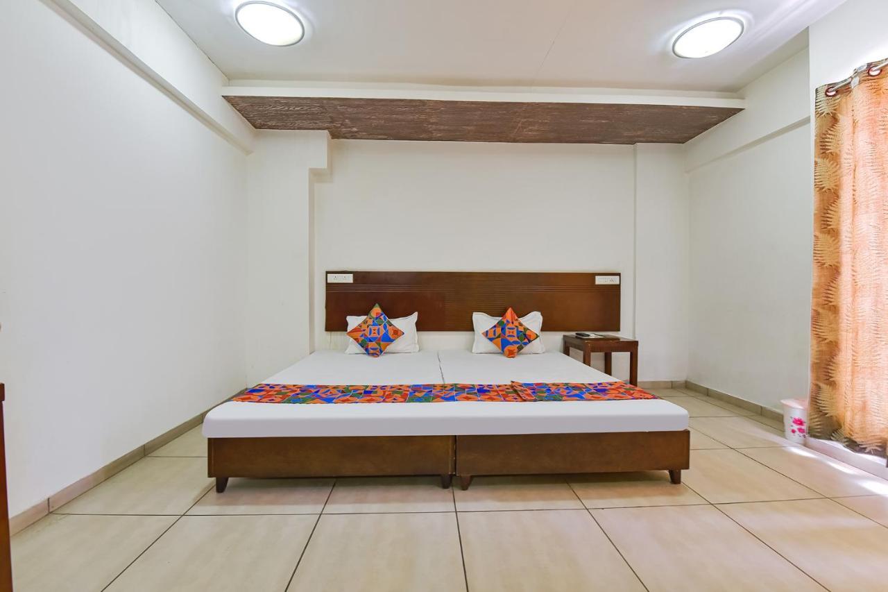Fabhotel Gl Residency - Satellite Ахмедабад Екстериор снимка
