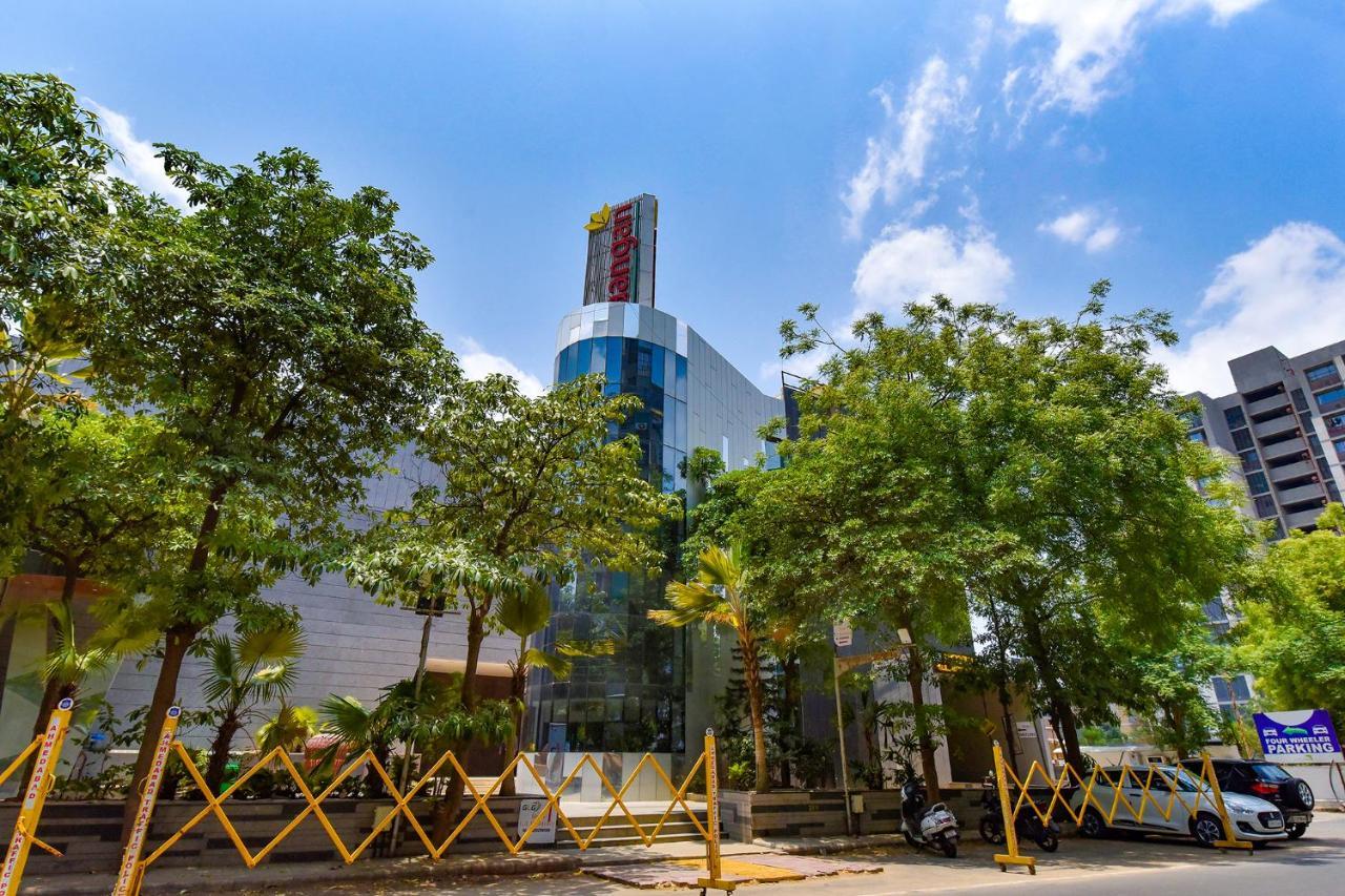 Fabhotel Gl Residency - Satellite Ахмедабад Екстериор снимка